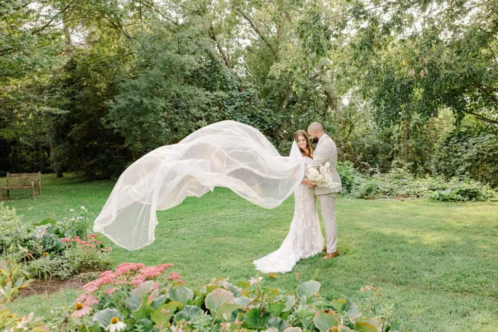 Melissa Jamal Venue22 Wedding Photos September Grey Loft Studio 2022
