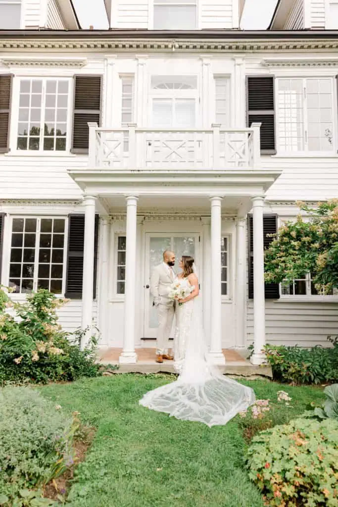 Melissa Jamal Venue22 Wedding Photos September Grey Loft Studio 2022