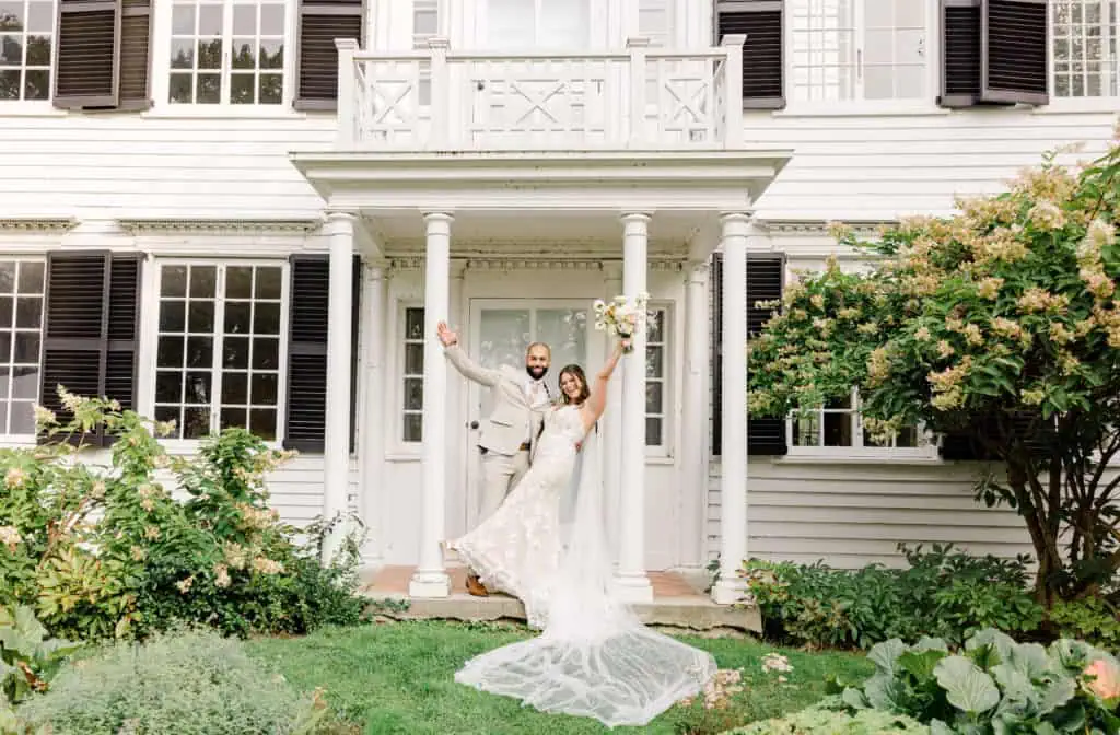 Melissa Jamal Venue22 Wedding Photos September Grey Loft Studio 2022