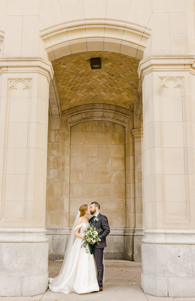 Jess Kenny Venue22 Wedding Nov Grey Loft Studio 2022