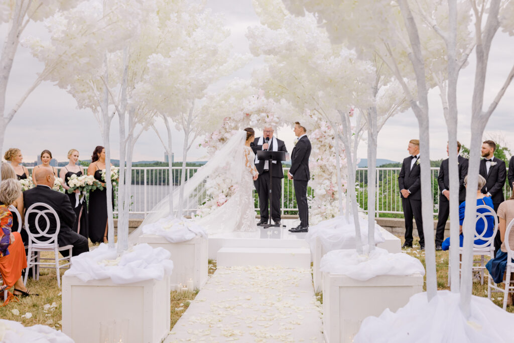 Hannah Braden Shaw Centre 50sussex Wedding June Grey Loft Studio 2023