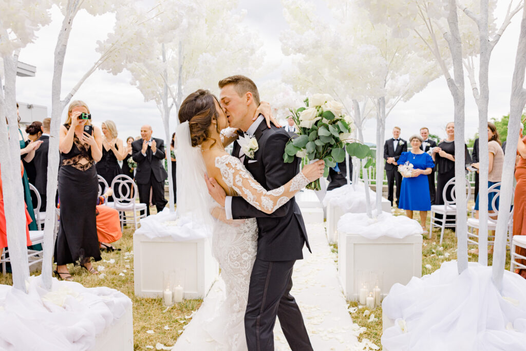 Hannah Braden Shaw Centre 50sussex Wedding June Grey Loft Studio 2023