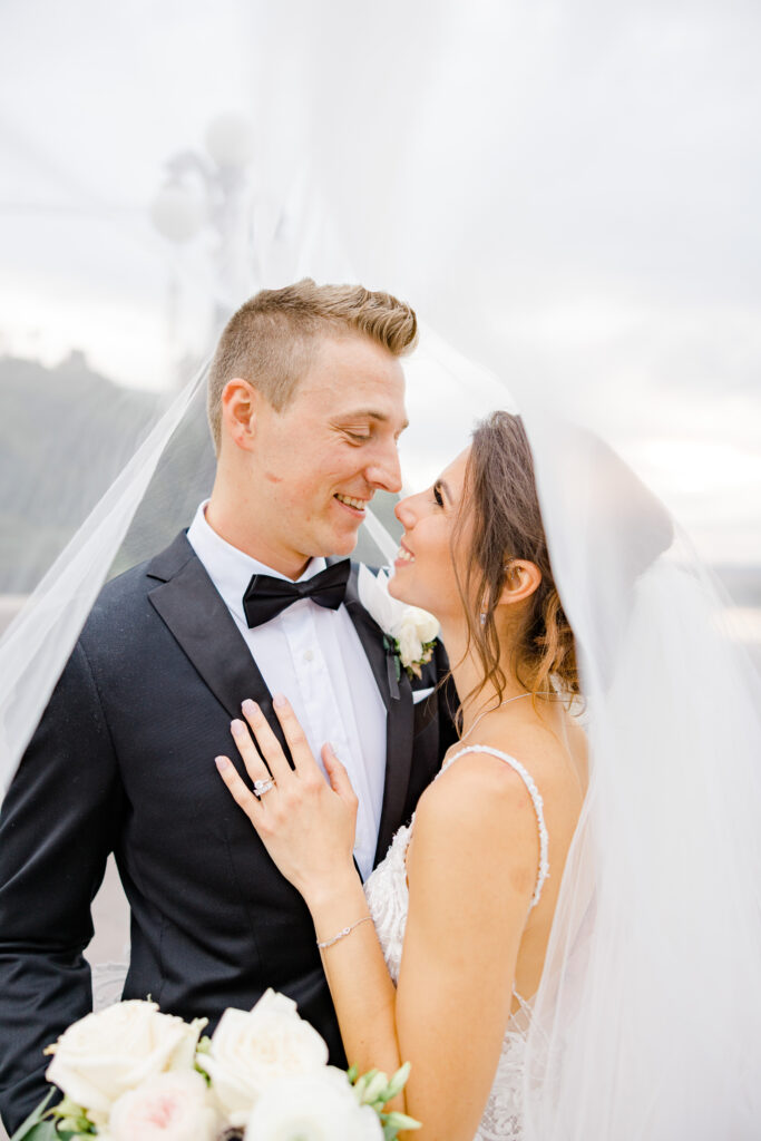 Hannah Braden Shaw Centre 50sussex Wedding June Grey Loft Studio 2023