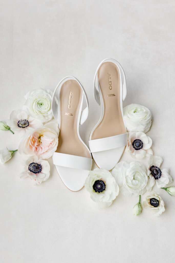 Hannah Braden Shaw Centre 50sussex Wedding June Grey Loft Studio 2023