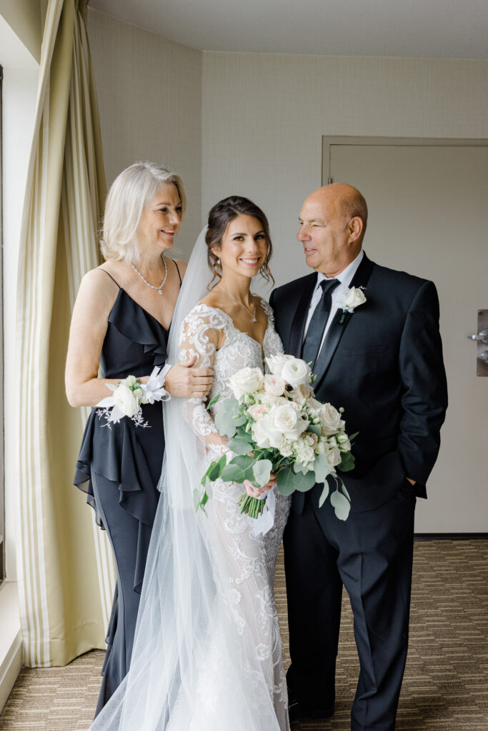 Hannah Braden Shaw Centre 50sussex Wedding June Grey Loft Studio 2023 84