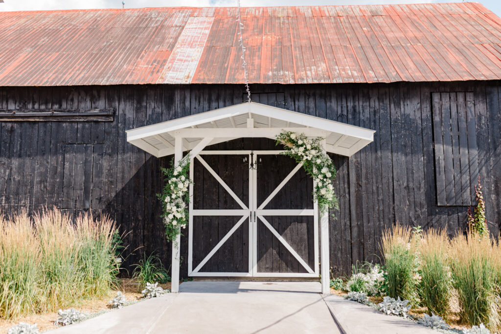 Victoria Ryan Bleeks Bergamot Wedding August Grey Loft Studio 2023