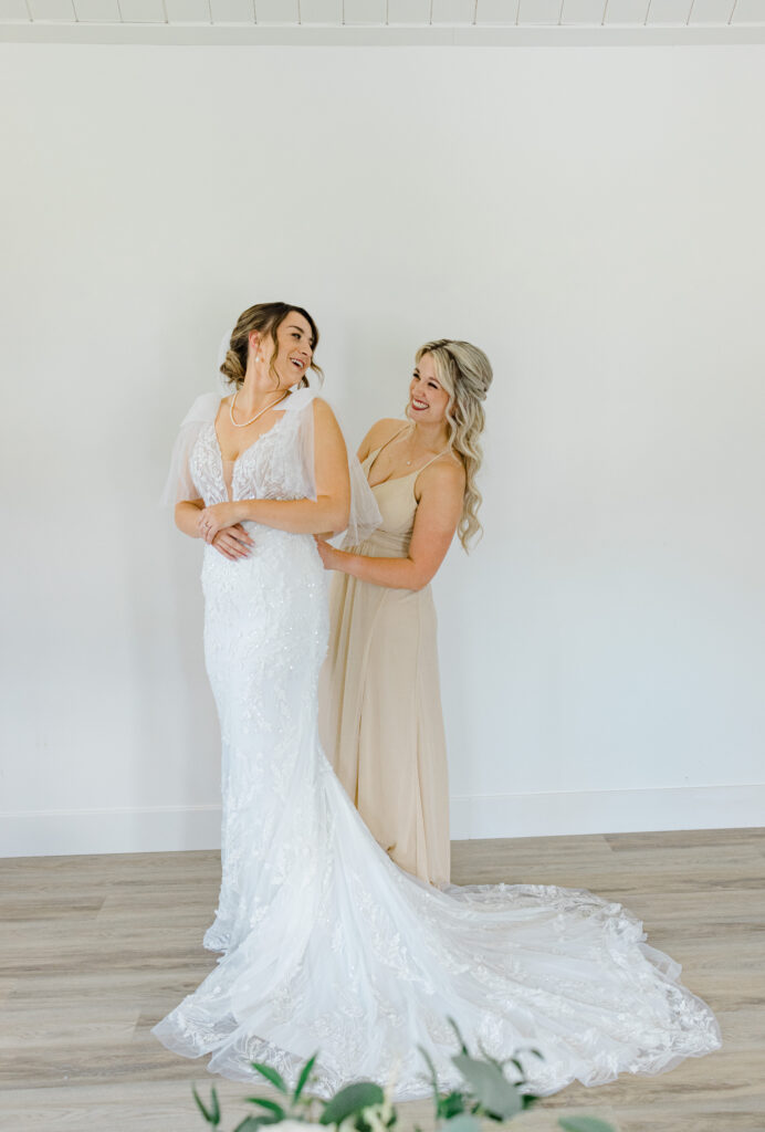 Victoria Ryan Bleeks Bergamot Wedding August Grey Loft Studio 2023