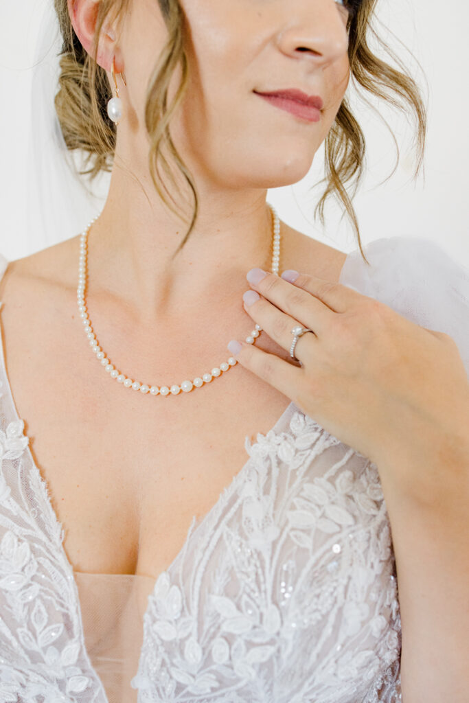 Victoria Ryan Bleeks Bergamot Wedding August Grey Loft Studio 2023