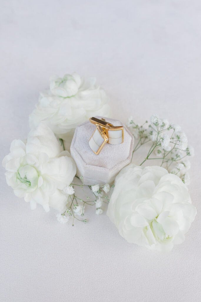 Victoria Ryan Bleeks Bergamot Wedding August Grey Loft Studio 2023