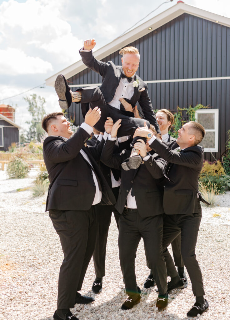 Victoria Ryan Bleeks Bergamot Wedding August Grey Loft Studio 2023
