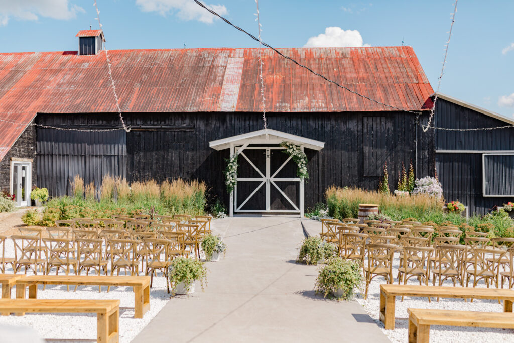 Victoria Ryan Bleeks Bergamot Wedding August Grey Loft Studio 2023