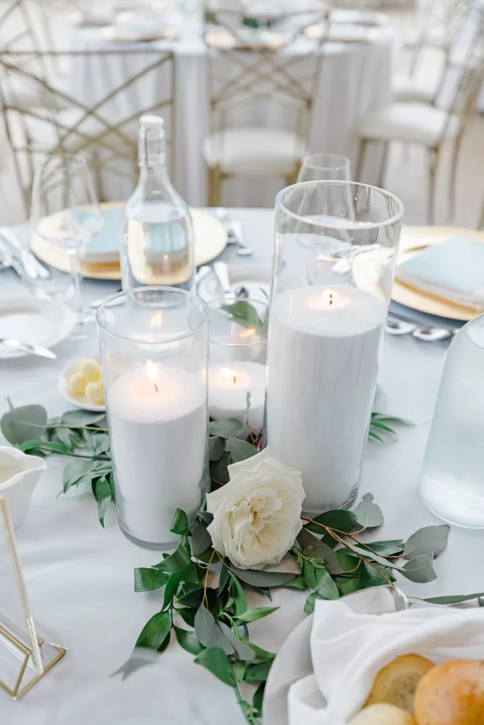 Love in Bloom - Floral Designer Ottawa - Wedding Day at the NAC Ottawa in the spring - Grey Loft Studio