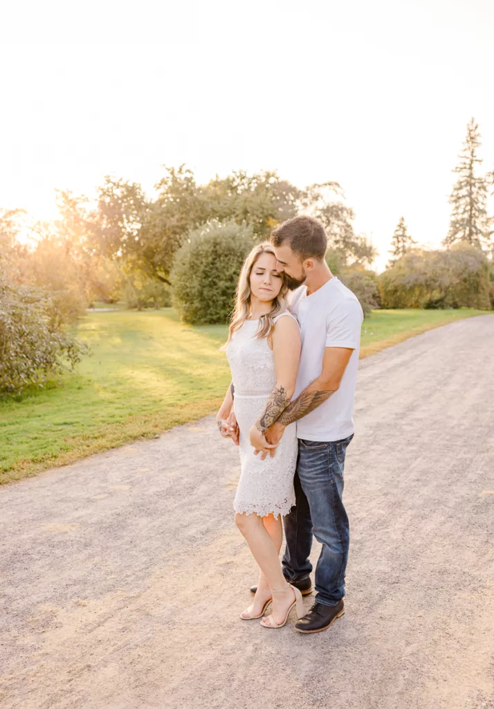 arboretum engagement photos - best engagement session locations ottawa - grey loft