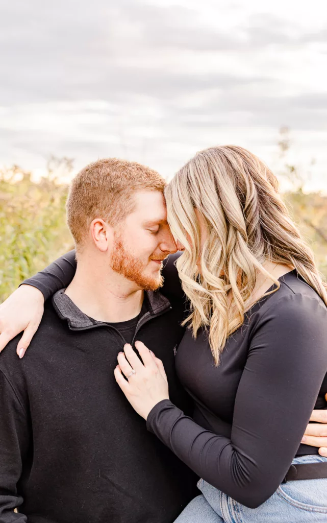 Walter Baker Park - Ottawa Engagement Photographer - Wedding Photographer - GreyLoft Studios