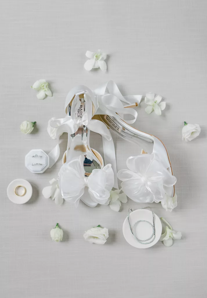 Fave Creative Wedding Photos 2023 Grey Loft Studio 2023
