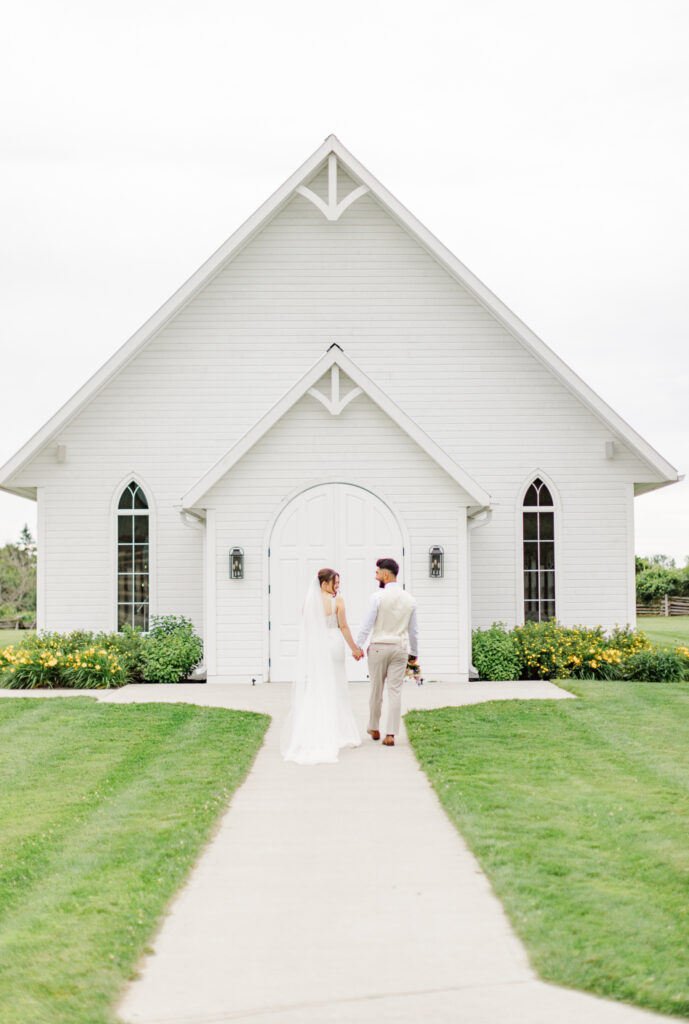Chloe Atakan Stonefields June Wedding Grey Loft Studio 2024