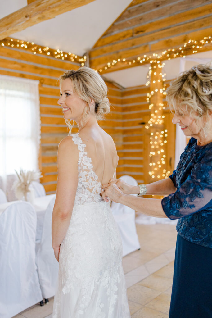 Sneak Elizabeth Colton Wedding Beantown Ranch Grey Loft Studio 2024
