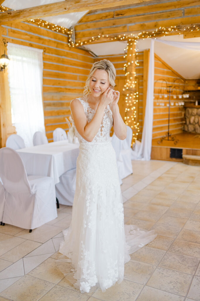 Sneak Elizabeth Colton Wedding Beantown Ranch Grey Loft Studio 2024