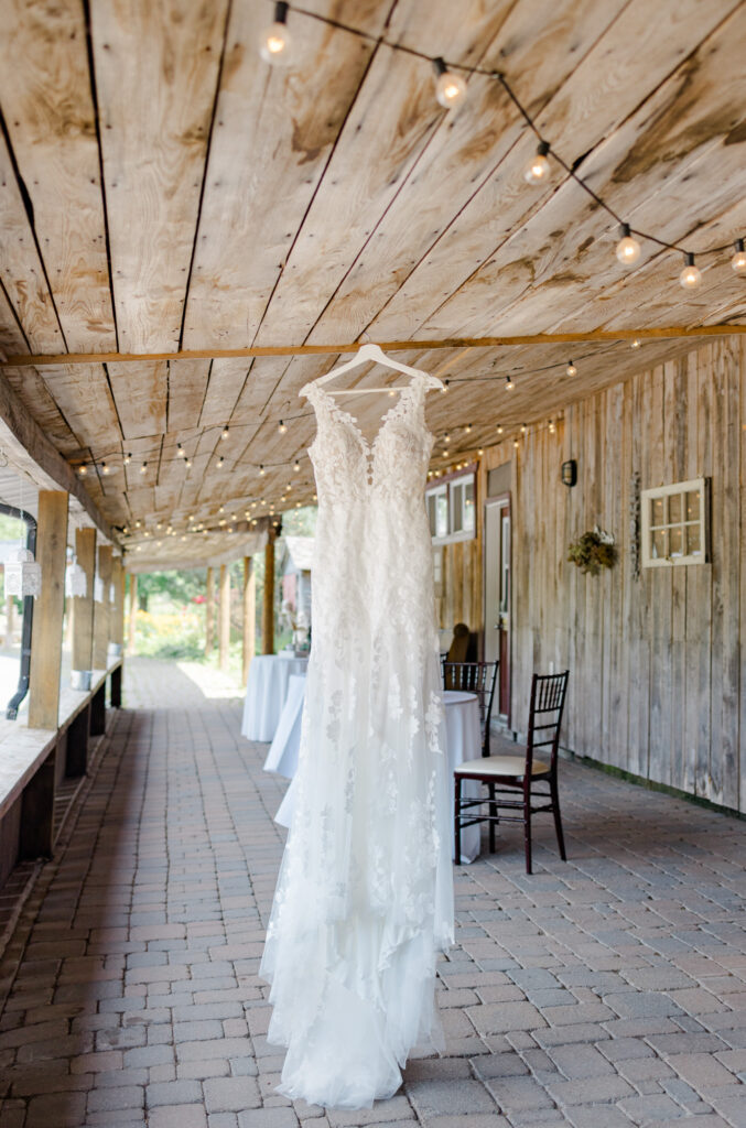 Sneak Elizabeth Colton Wedding Beantown Ranch Grey Loft Studio 2024