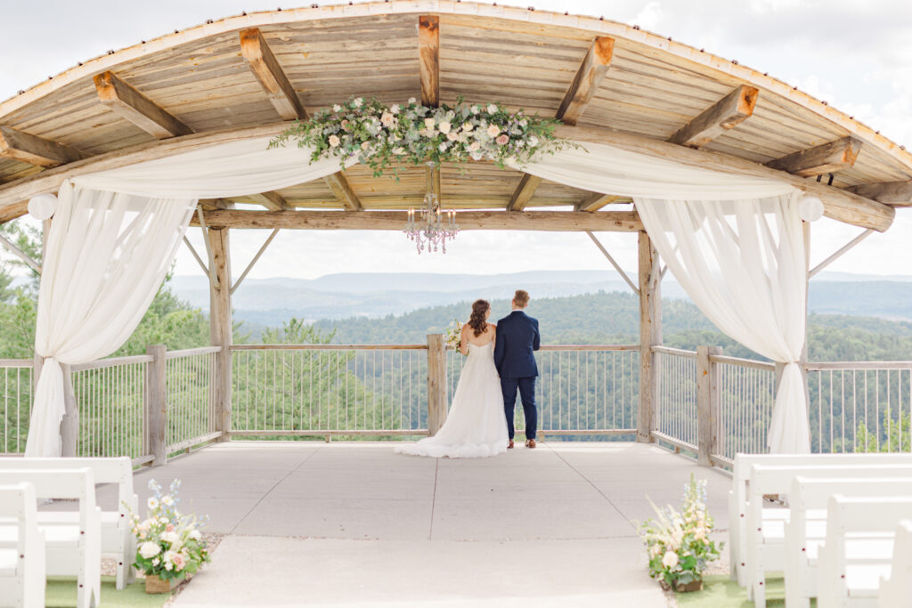 Sneak Jordan Mark Le Belvedere July Wedding Grey Loft Studio 2024