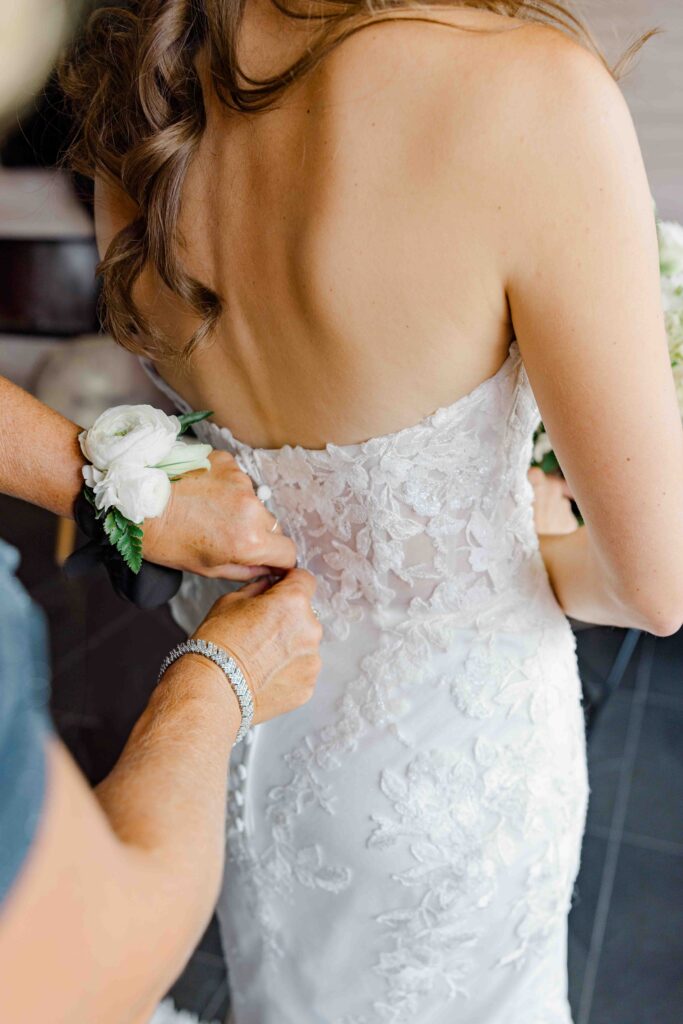 Sneak Ashley Dylan Mill Street Wedding August Grey Loft Studio 2024