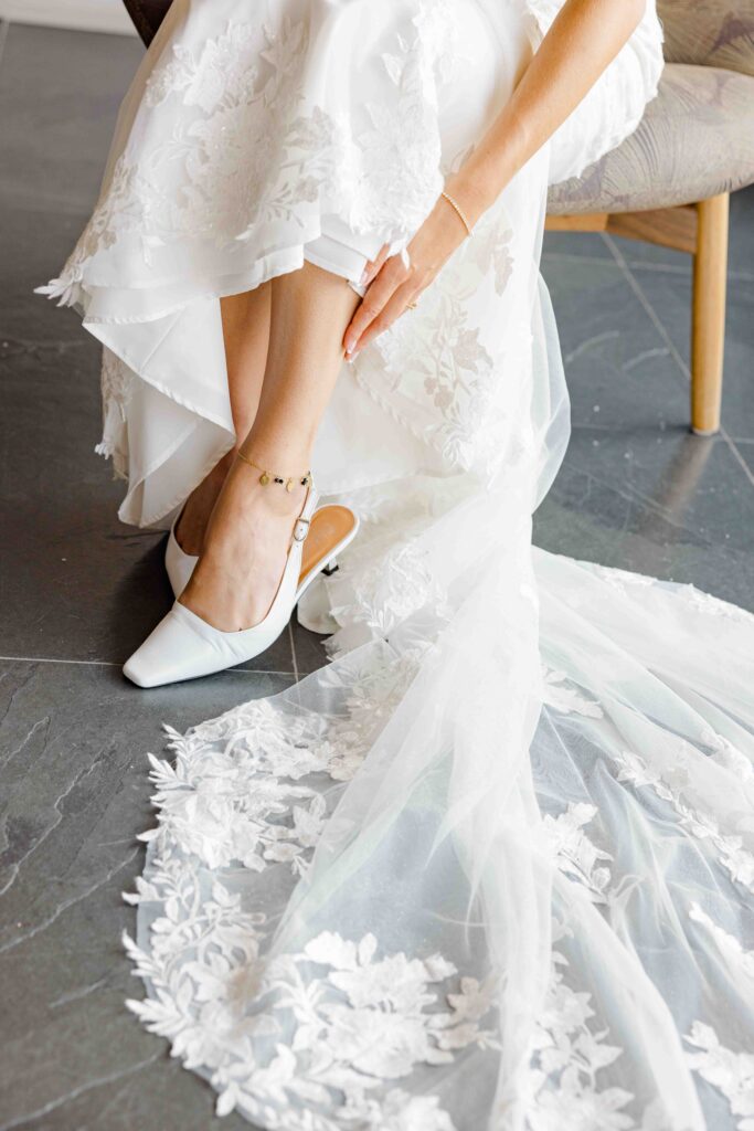 Sneak Ashley Dylan Mill Street Wedding August Grey Loft Studio 2024