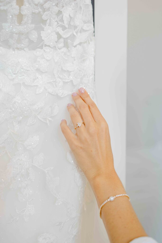 Sneak Ashley Dylan Mill Street Wedding August Grey Loft Studio 2024