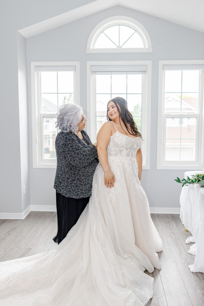 Chelsea Vincent St.Elias Wedding May Grey Loft Studio 2025 24