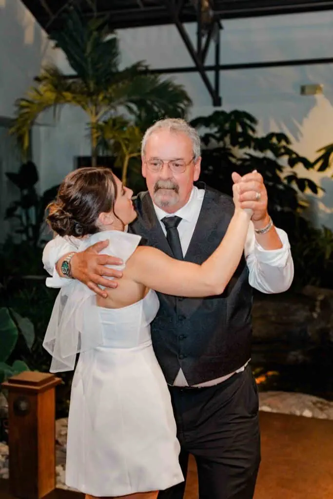Sneak Jessica Mike Temples Wedding June Grey Loft Studio 2025