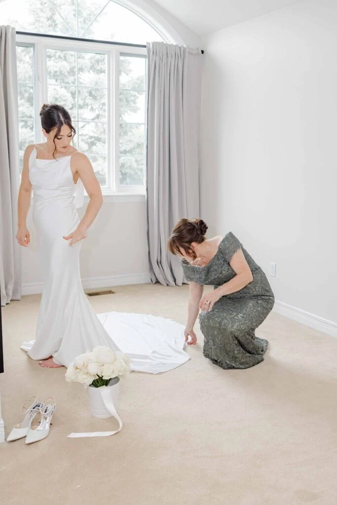 Sneak Jessica Mike Temples Wedding June Grey Loft Studio 2025