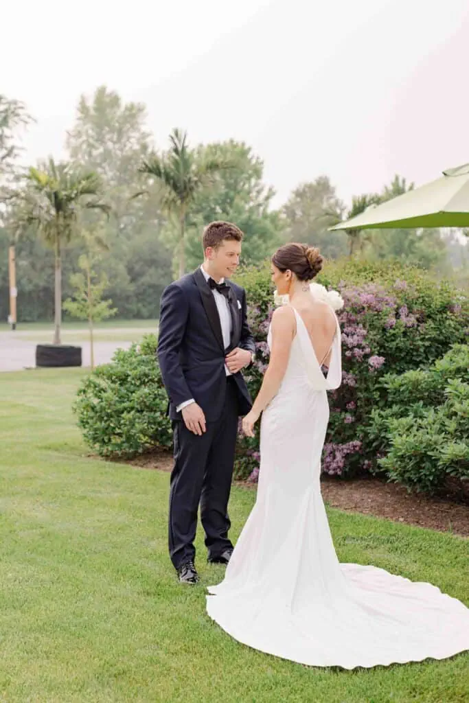 Sneak Jessica Mike Temples Wedding June Grey Loft Studio 2025