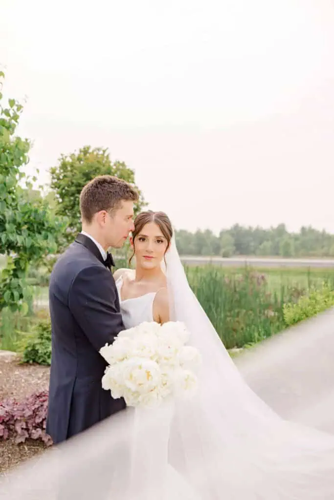 Sneak Jessica Mike Temples Wedding June Grey Loft Studio 2025