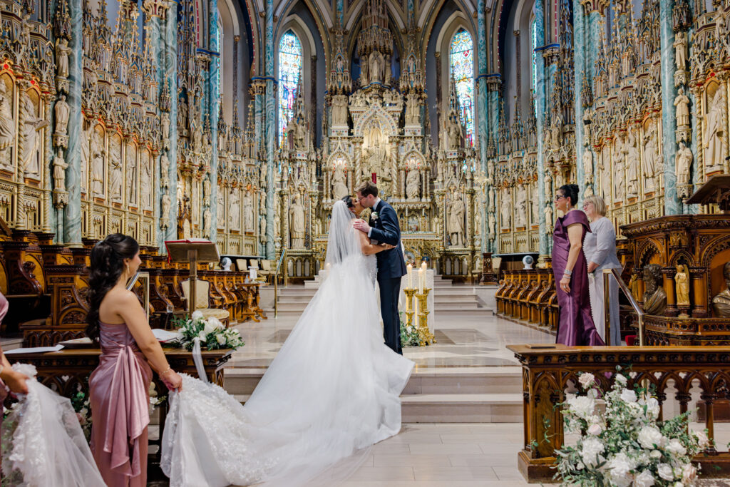 Leticia Daniel Restaurant 18 Wedding September Grey Loft Studio 2025