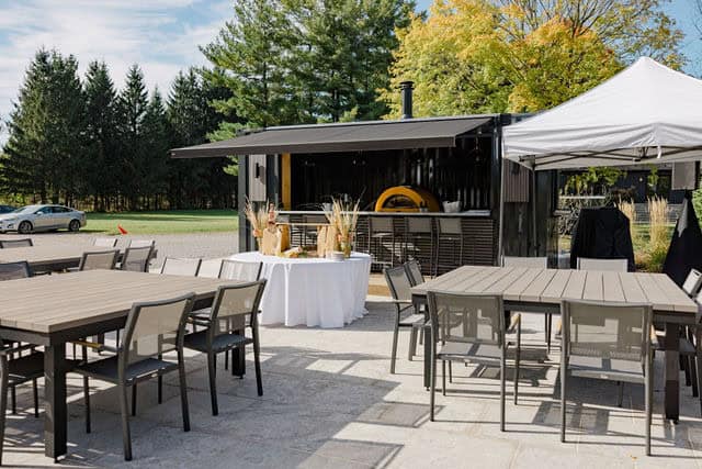 Wedding at Thee Farm wedding venue in Kemptville near Ottawa