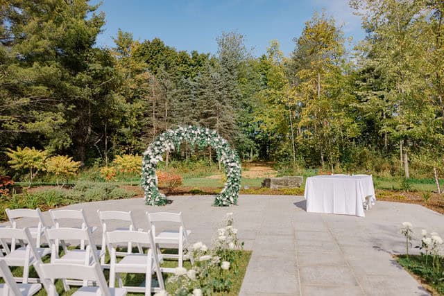 Rustic-luxury wedding at Thee Farm in Kemptville, Ontario