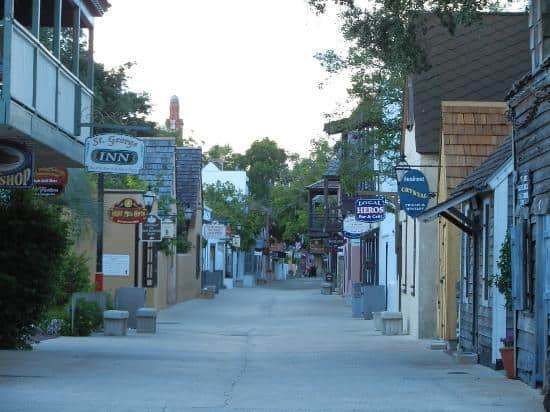 387036_10151981867015055_1185883859_n