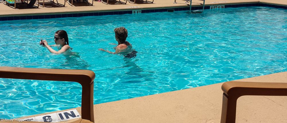 Hampton Inn & Suites Amelia Island pool