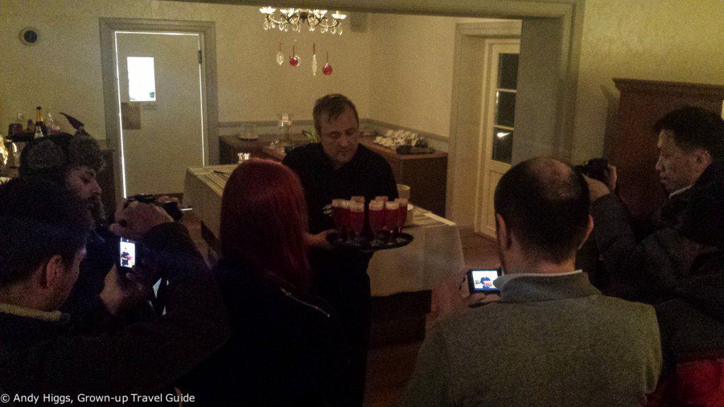 Sahanlahti welcome drink to bloggers