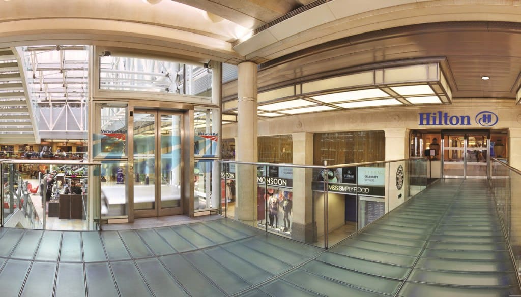 02_FootbridgetoPaddingtonStation_HR-2