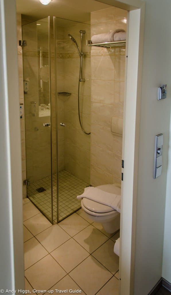 BW Kantstrasse bathroom 1