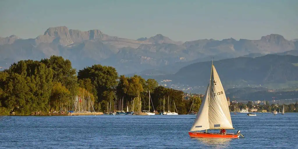 9663803909_920747847a_b