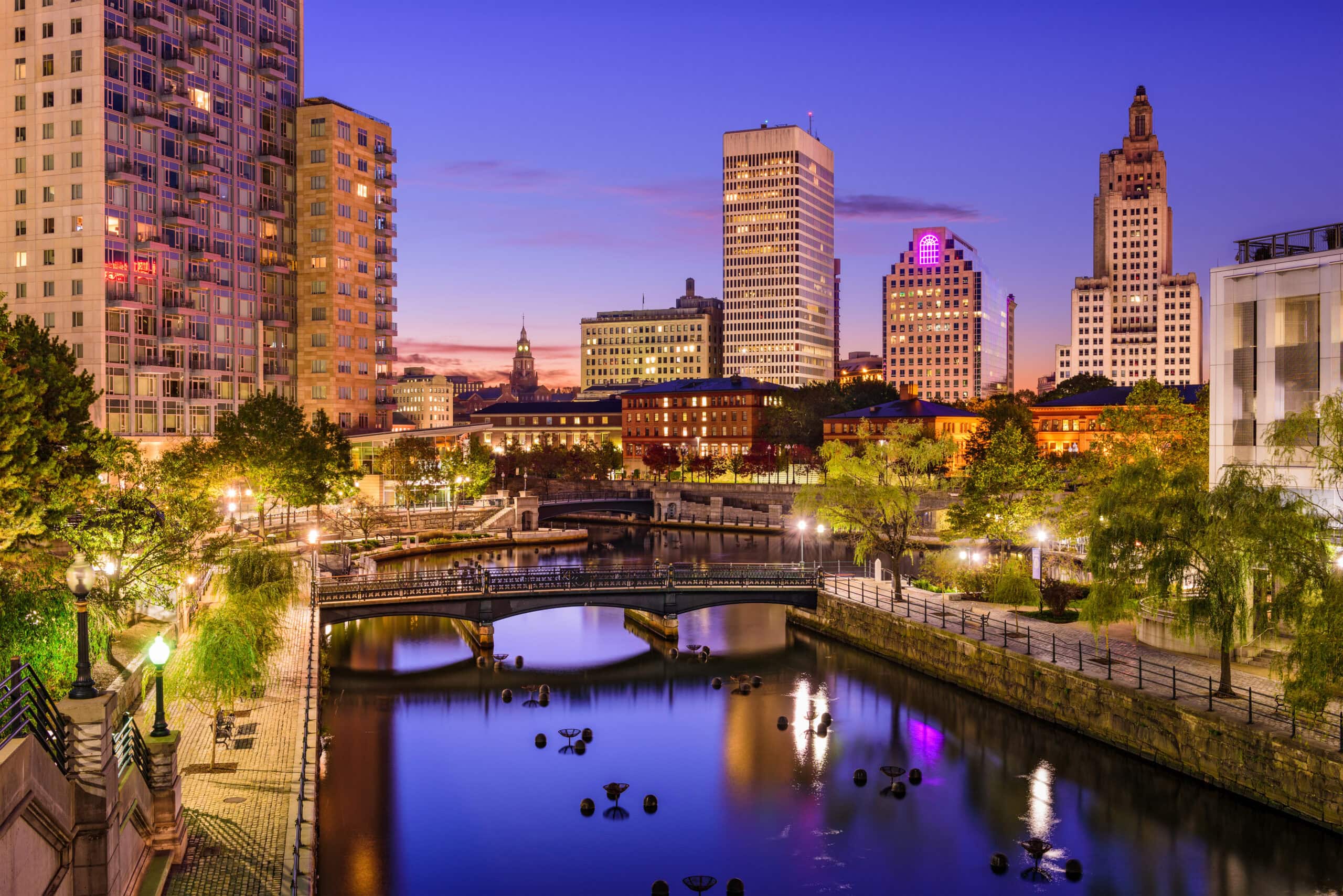 Providence,,Rhode,Island,,Usa,Park,And,Skyline.