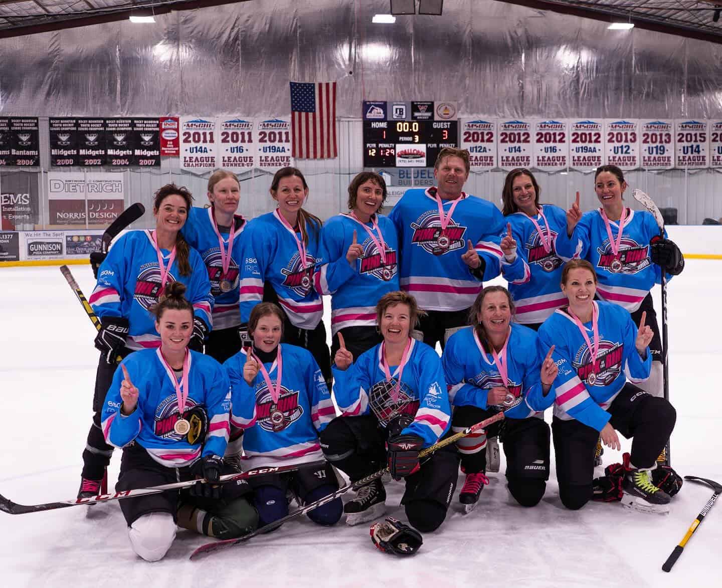PIR 2025 Championship Team in blue jerseys.