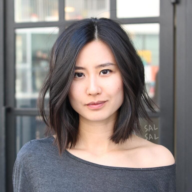 Medium Hairstyles for Square Faces