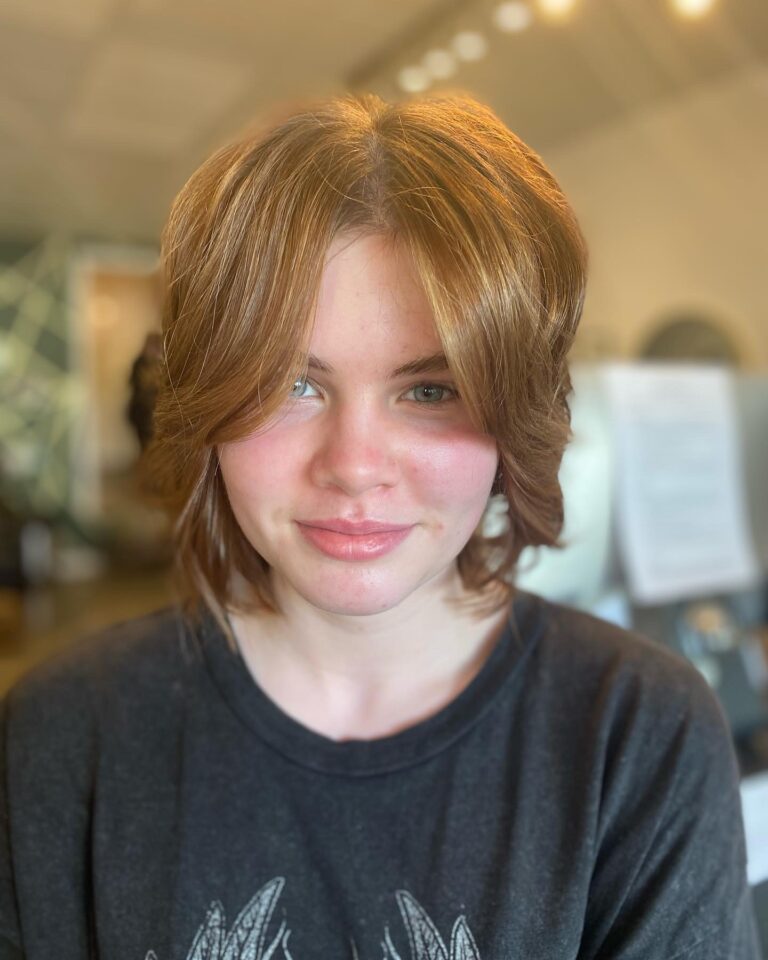 Short Shag with Bangs Hairstyles