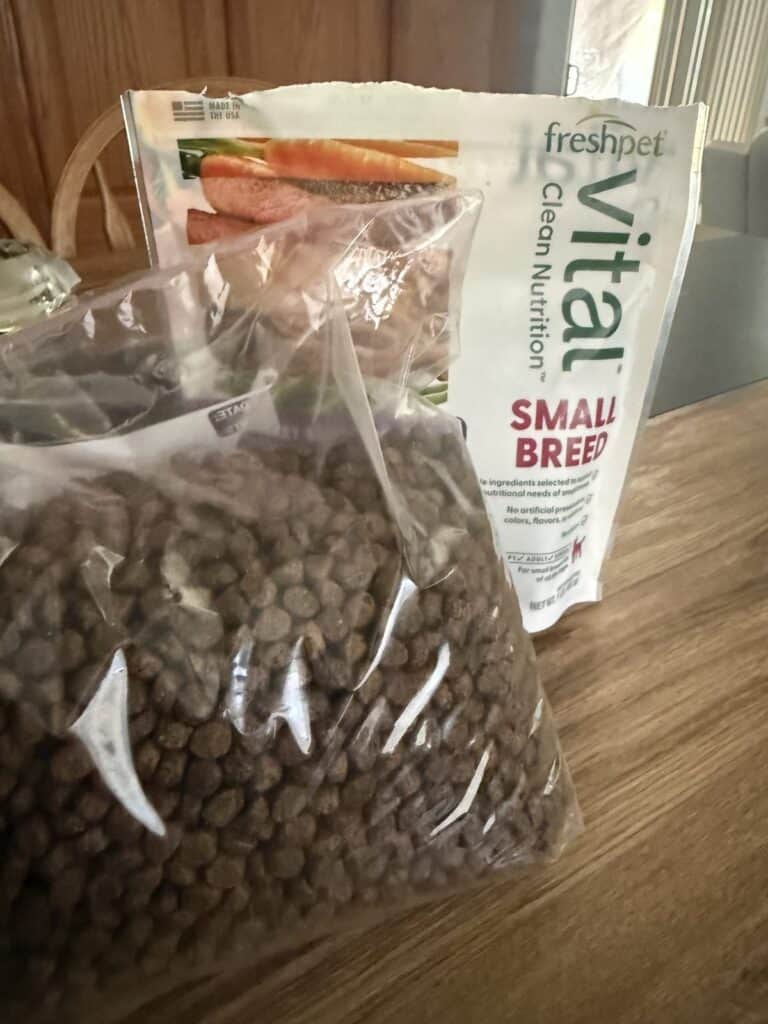 fresh and dry dog food