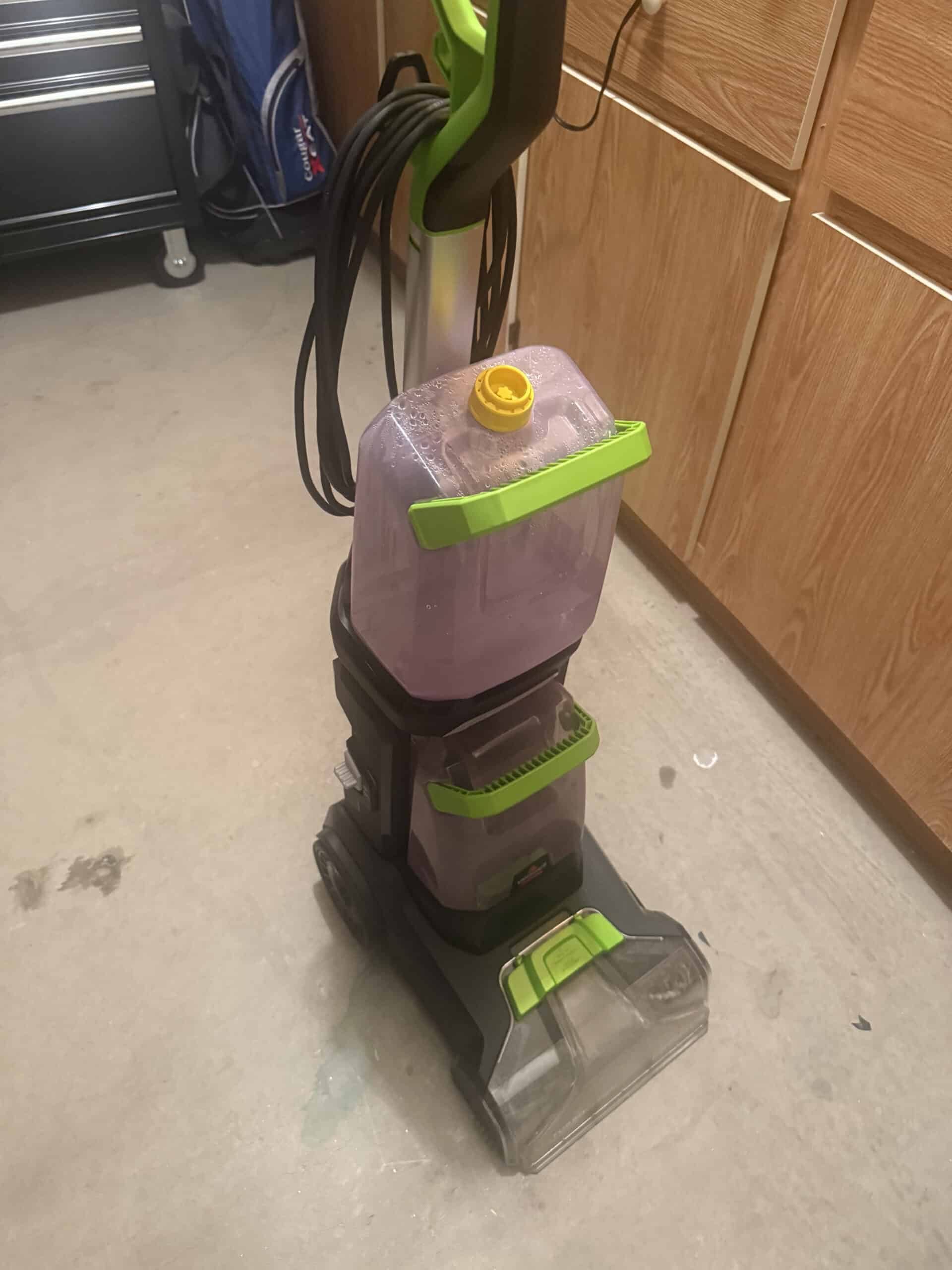Best Carpet Cleaners for Pet Stains in 2026: Extraction, Tanks, and What Actually Removes Odor