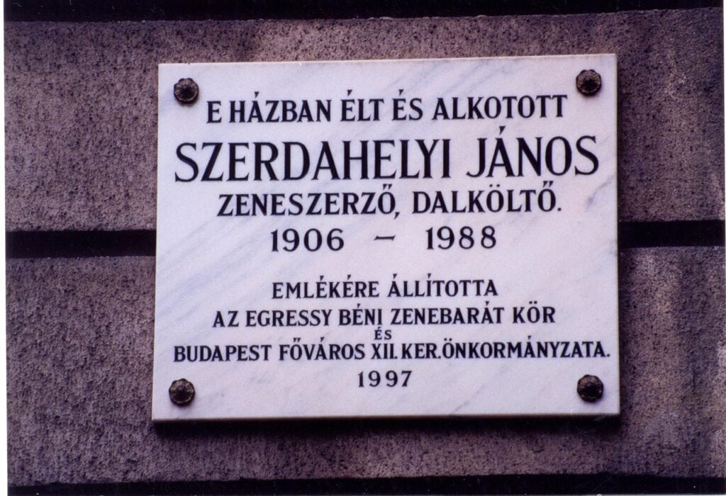 Emléktáblák 48 boszormenyi ut 34b