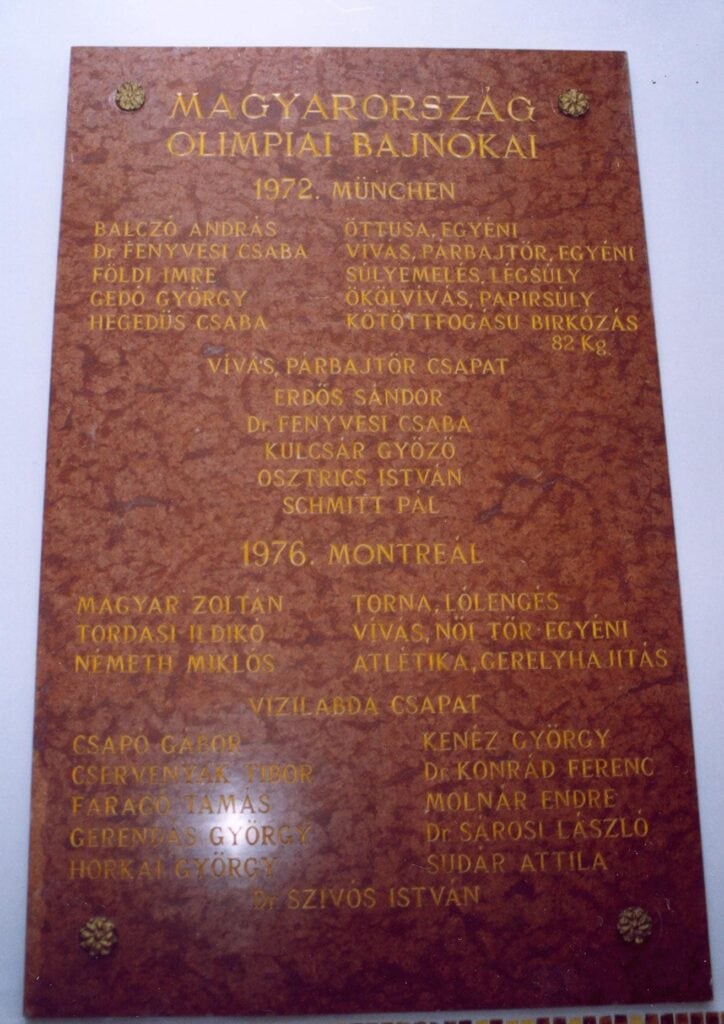 Emléktáblák 18 fe0000517 0 e1642690589380