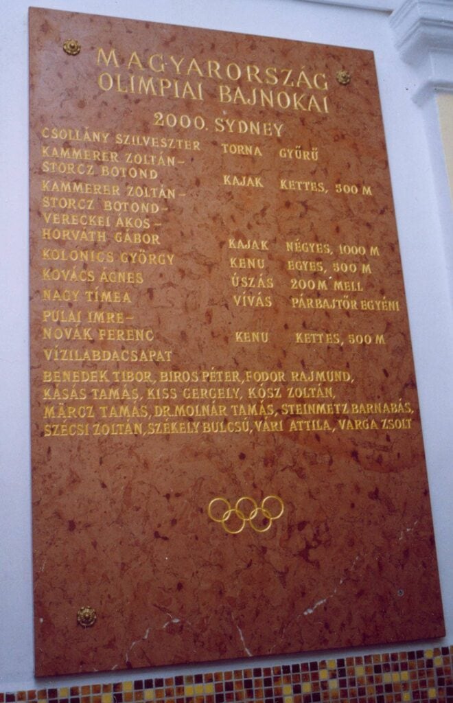 Emléktáblák 19 fe0000518 0 e1642690627840